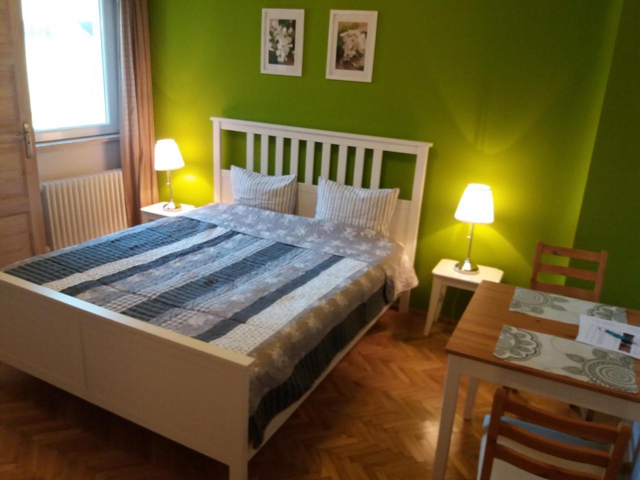 Budanest Apartments Budapest Exteriör bild